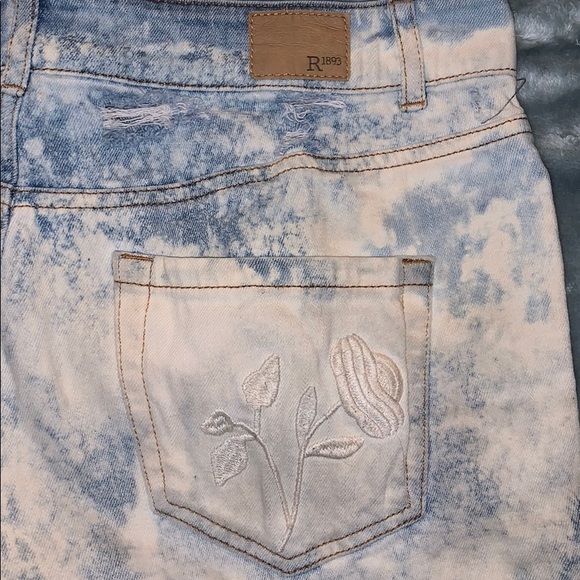 Shorts//Handmade - Picture 5 of 5